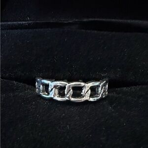 Chain link open band ring size 6 in silver